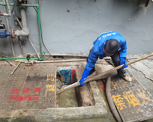 长丰镇清掏化粪池